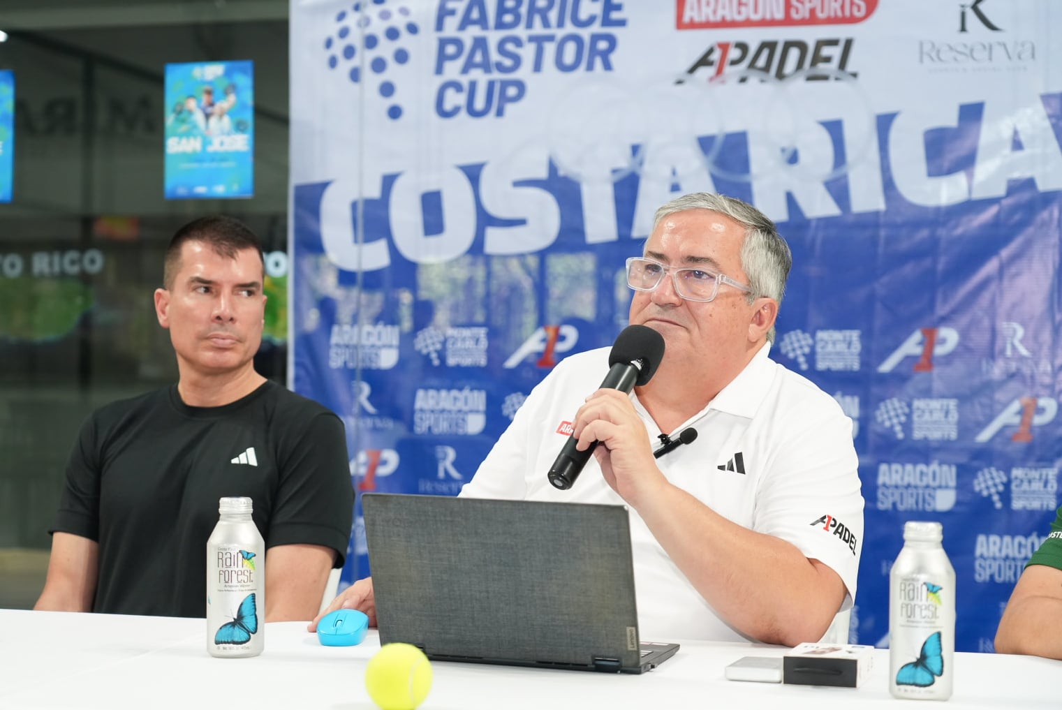 Presentación de torneo internacional de pádel en Costa Rica