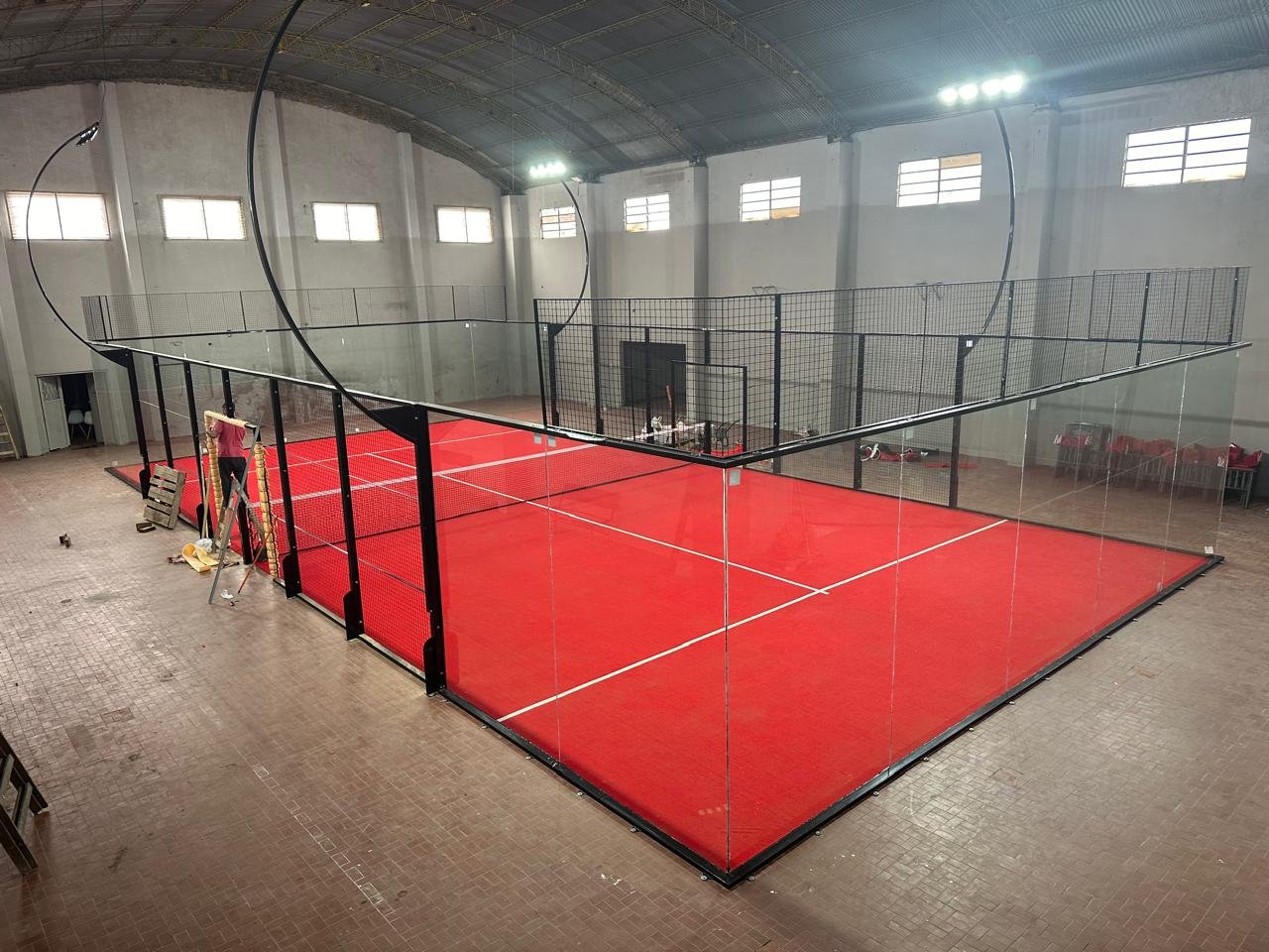 Cesped sintetico para padel instalado