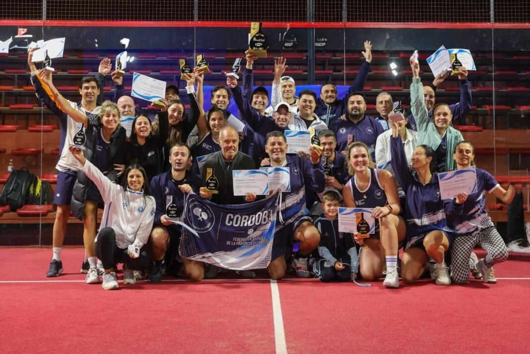 Equipo de Córdoba, campeón de la Copa por Equipos del Argentino de Seniors 2026